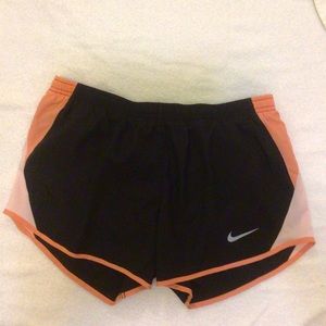 NWOT NIKE Tempo Running Shorts PEACH